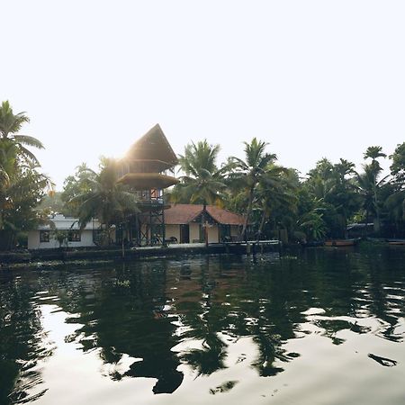 Tulsi Kayal Retreat Apartment Champakulam Ngoại thất bức ảnh
