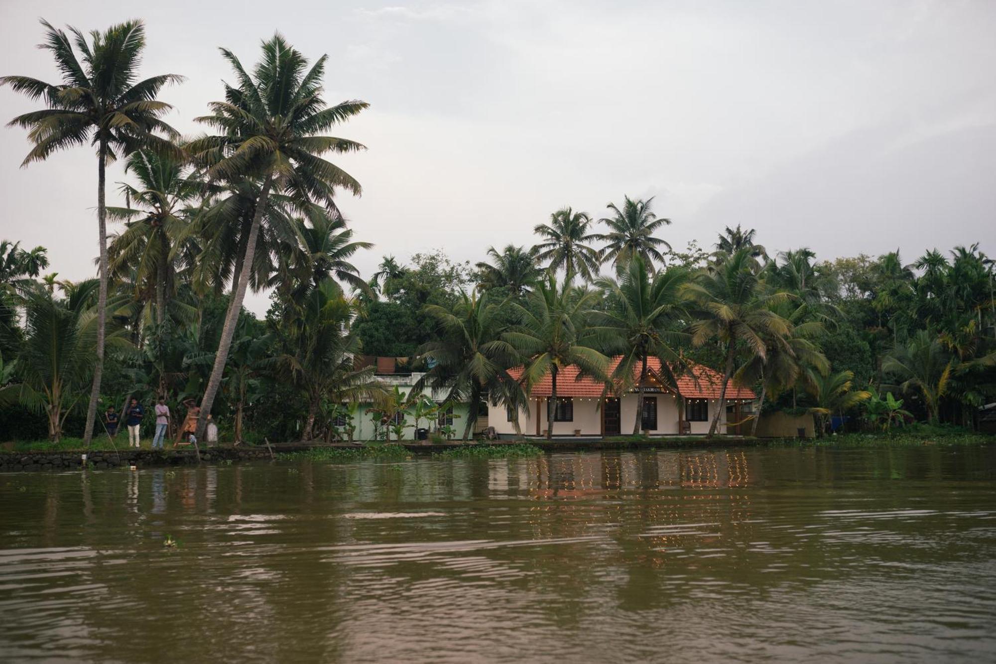 Tulsi Kayal Retreat Apartment Champakulam Ngoại thất bức ảnh