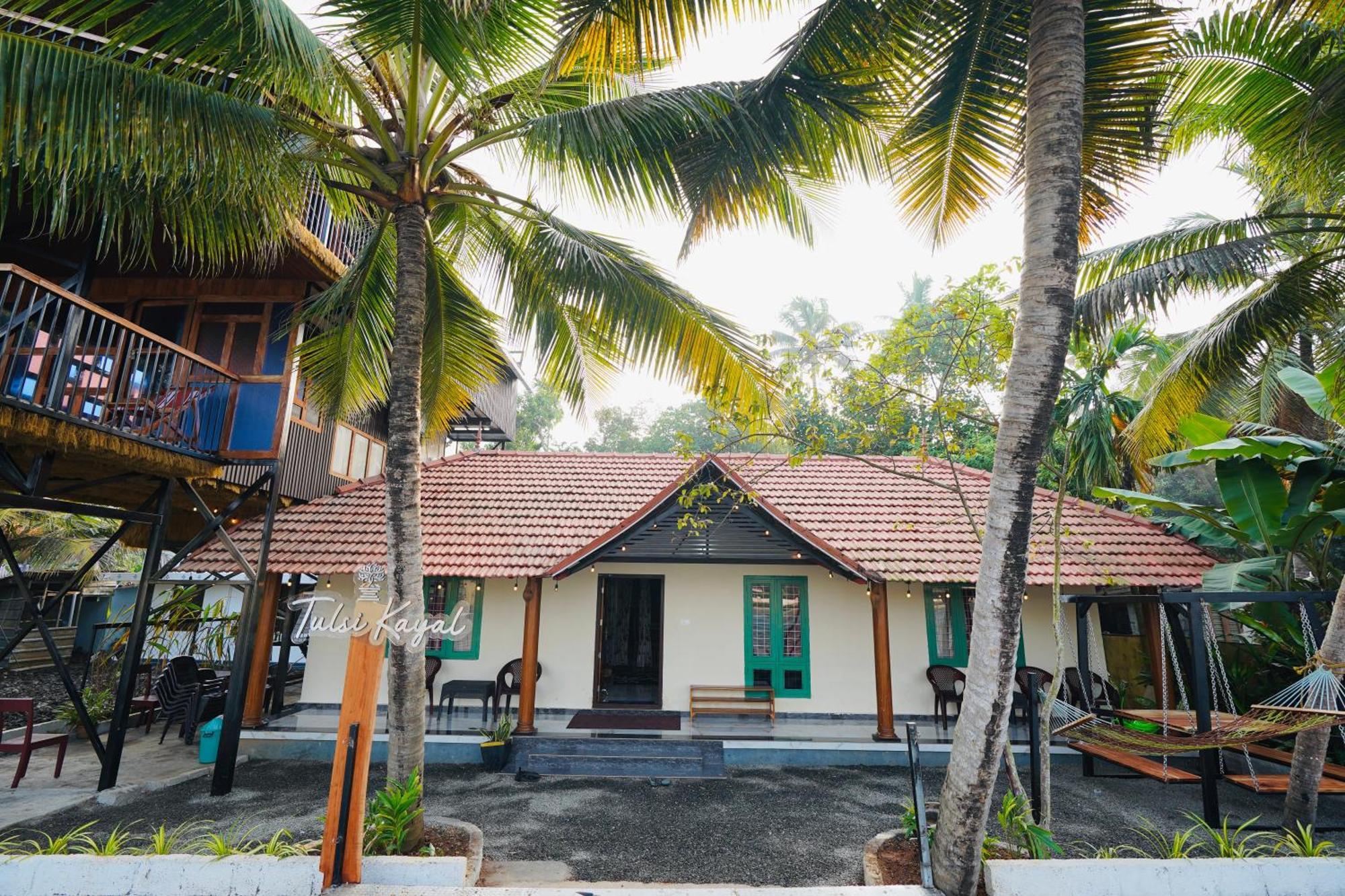Tulsi Kayal Retreat Apartment Champakulam Ngoại thất bức ảnh