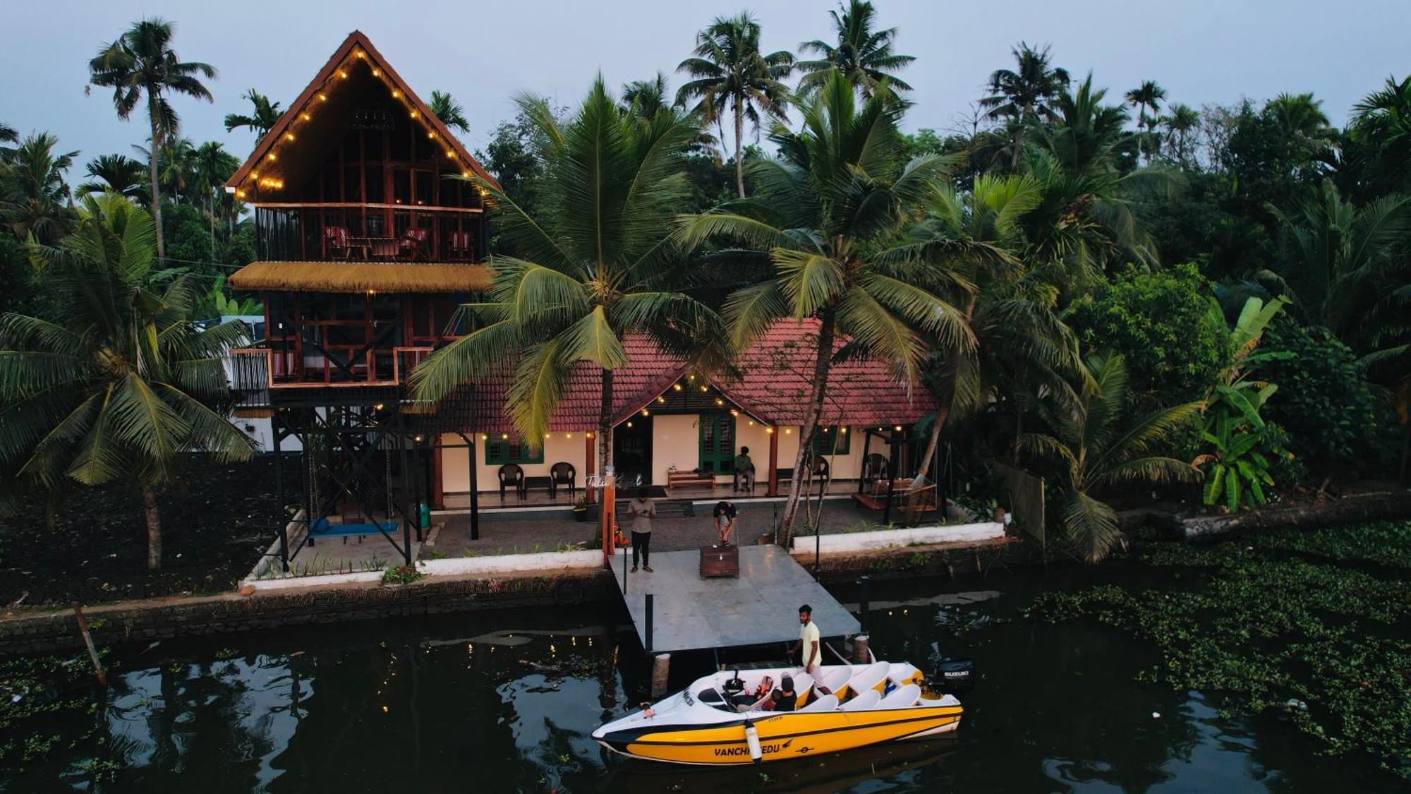 Tulsi Kayal Retreat Apartment Champakulam Ngoại thất bức ảnh