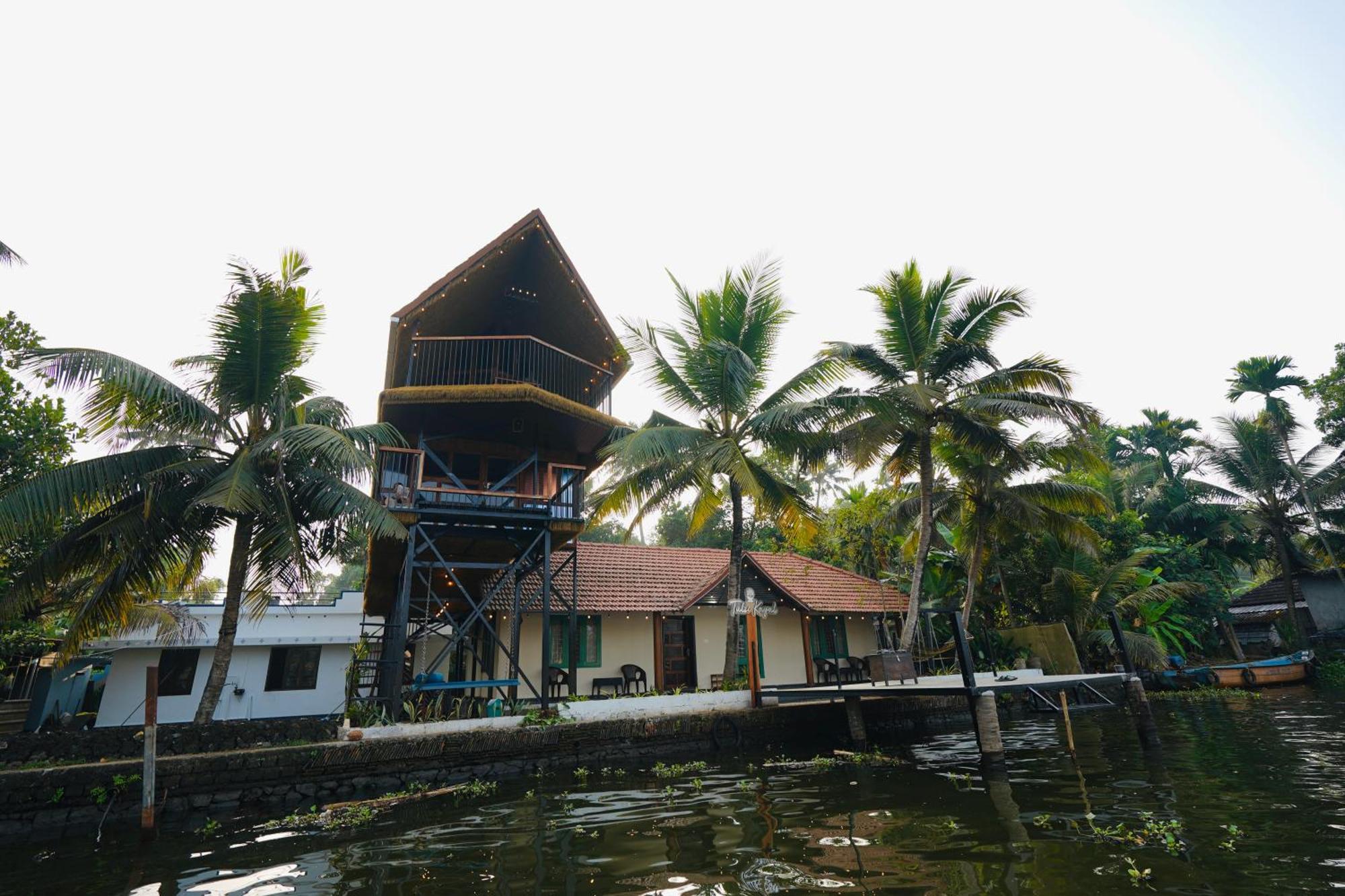 Tulsi Kayal Retreat Apartment Champakulam Ngoại thất bức ảnh