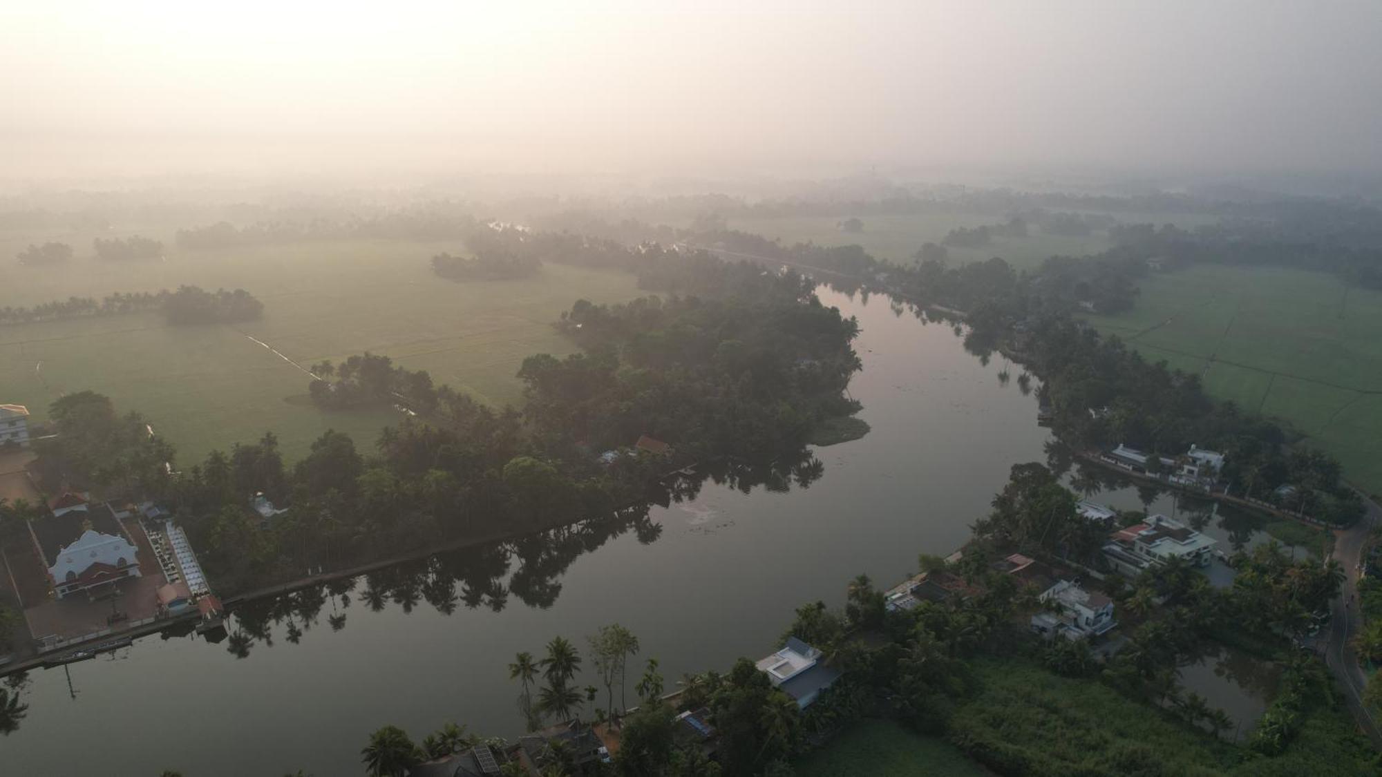 Tulsi Kayal Retreat Apartment Champakulam Ngoại thất bức ảnh