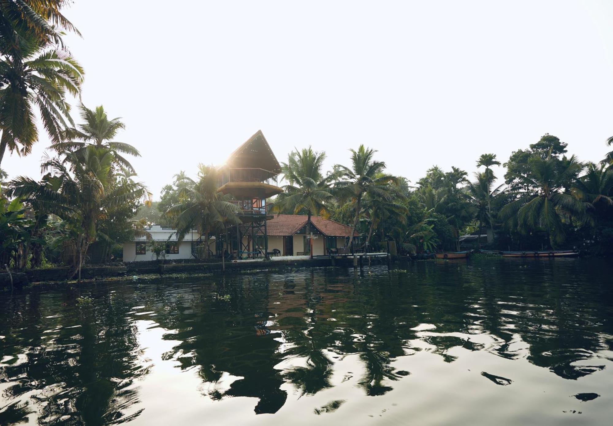 Tulsi Kayal Retreat Apartment Champakulam Ngoại thất bức ảnh